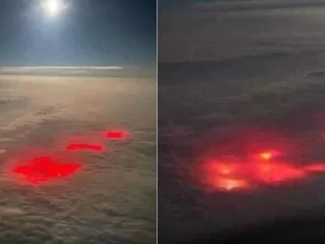 ¿Qué significa el misterioso resplandor fotografiado por un piloto en el océano Atlántico? ¿Qué significa el misterioso resplandor fotografiado por un piloto en el océano Atlántico?