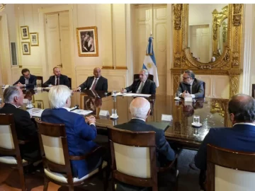 La UIA le pidió a Alberto Fernández que no se creen nuevos impuestos La UIA le pidió a Alberto Fernández que no se creen nuevos impuestos