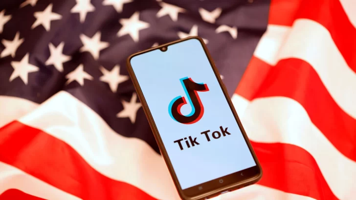 Donald Trump dio 45 días para que “Tik Tok” sea vendido a Microsoft