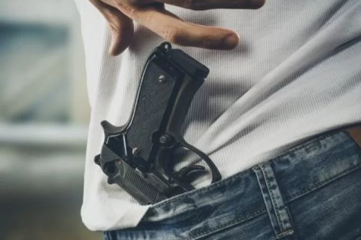 Le disparó a su cuñado por una disputa de ventanas y luego otra vez, por andamios