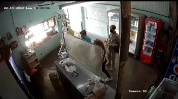 Robo exprés quedó registrado en cámaras de seguridad y derivó en persecución de película Robo exprés quedó registrado en cámaras de seguridad y derivó en persecución de película