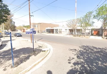 Dijo que corría por la calle porque su esposa se había accidentado: era mentira, había querido robar