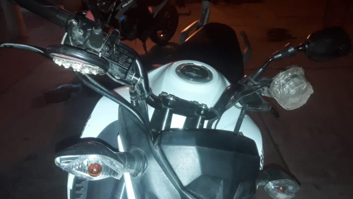 Con sólo 15 años intentó robar una moto: lo atraparon Con sólo 15 años intentó robar una moto: lo atraparon