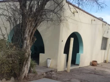 Encerraron a tres ancianos en una habitación para robarles el auto y $250 mil Encerraron a tres ancianos en una habitación para robarles el auto y $250 mil