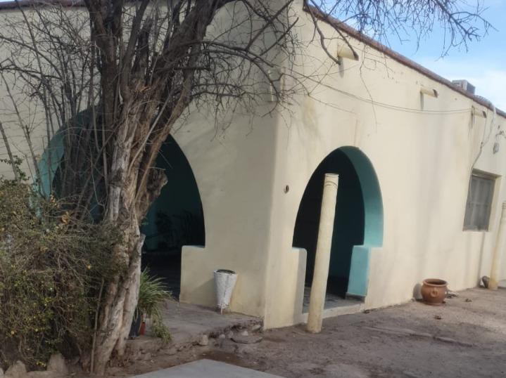 Encerraron a tres ancianos en una habitación para robarles el auto y $250 mil Encerraron a tres ancianos en una habitación para robarles el auto y $250 mil