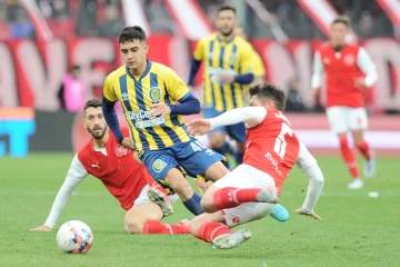 Independiente, en un ambiente complicado, igualó con Rosario Central Independiente, en un ambiente complicado, igualó con Rosario Central