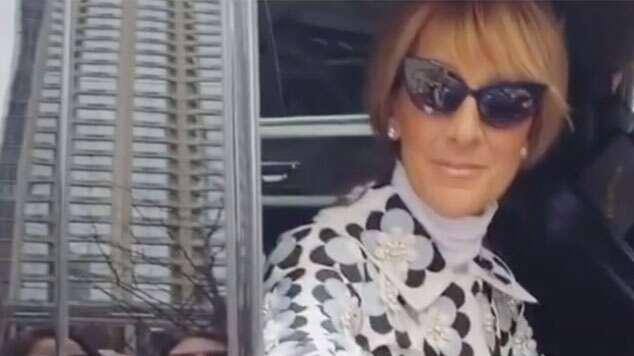 El (tramposo) video de Celine Dion con una fan que se volvió viral El (tramposo) video de Celine Dion con una fan que se volvió viral
