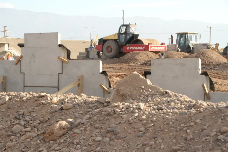 Atención conductores: nuevo desvío en la Ruta 40 acceso norte