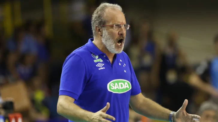 Marcelo Méndez será el sucesor de Velasco en la selección de vóley