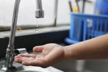 Vecinos de San Martín afirman que tienen problemas con el agua hace 2 meses Vecinos de San Martín afirman que tienen problemas con el agua hace 2 meses