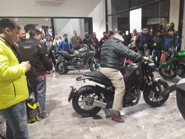 Lavalle Motos lanzó la moto de la marca italiana Benelli Lavalle Motos lanzó la moto de la marca italiana Benelli