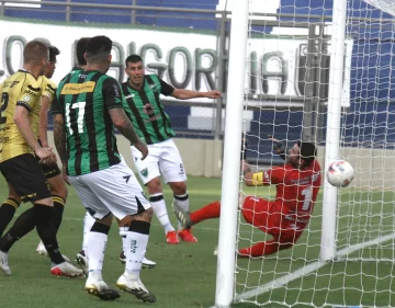 Penco ante Estudiantes irá en busca de los 50 Penco ante Estudiantes irá en busca de los 50