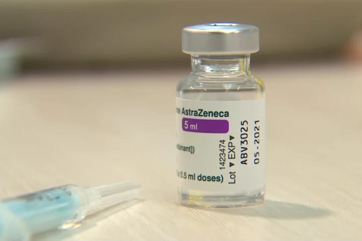 Chile prohibió la segunda dosis de AstraZeneca para hombres menores de 45 años