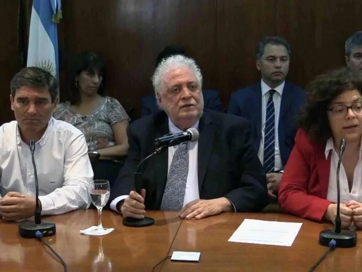 Ginés González García: “Estamos preparados, tomando todas las medidas para afrontarlo” Ginés González García: “Estamos preparados, tomando todas las medidas para afrontarlo”