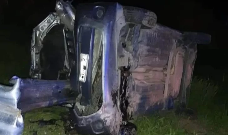 Una mujer y dos hijos murieron decapitados por un guardarraíl