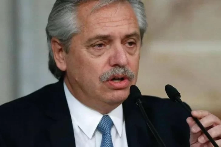 Alberto Fernández criticó “la intolerancia de los que hacen paros raros”