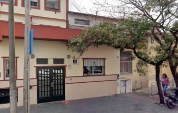 Al menos cinco muertos por coronavirus y 19 casos positivos en otro geriátrico Al menos cinco muertos por coronavirus y 19 casos positivos en otro geriátrico