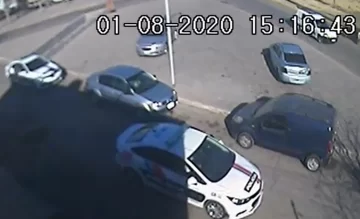 Denuncia que fue preso en medio de un operativo por un partido ilegal cuando abría su local