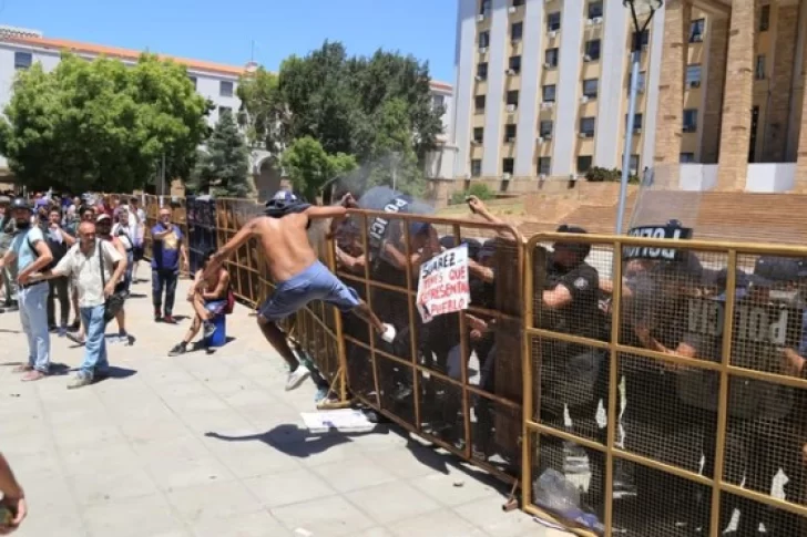 FIFA y Conmebol evalúan suspender las eliminatorias por el coronavirus