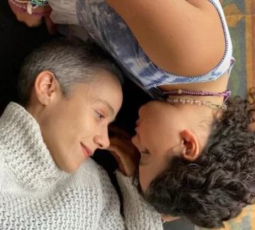 “Odio ser mamá”: una actriz fundó un grupo de Madres Arrepentidas “Odio ser mamá”: una actriz fundó un grupo de Madres Arrepentidas