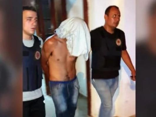 Asesinó de 18 puñaladas a su pareja delante su nieto: “La abuela tiene sangre” Asesinó de 18 puñaladas a su pareja delante su nieto: “La abuela tiene sangre”