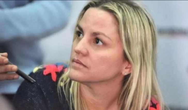 Carolina Píparo y su esposo “fueron vistos vomitando y tenían fuerte olor a alcohol” Carolina Píparo y su esposo “fueron vistos vomitando y tenían fuerte olor a alcohol”