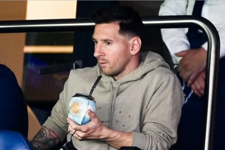 Con Messi en la platea, el PSG goleó y sigue con puntaje perfecto