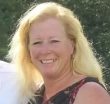 Una madre se mató manejando la moto de su hijo muerto hace un mes con la misma moto Una madre se mató manejando la moto de su hijo muerto hace un mes con la misma moto