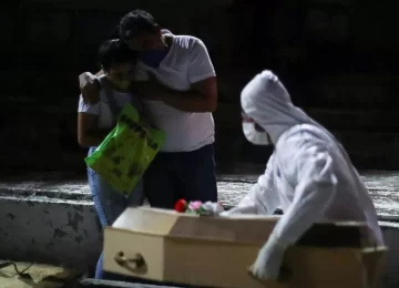 En 24 horas, Brasil reportó más de 800 muertes por coronavirus y 19.951 nuevos casos En 24 horas, Brasil reportó más de 800 muertes por coronavirus y 19.951 nuevos casos