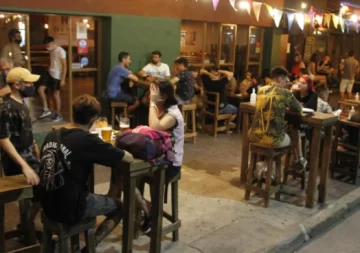 Ahora los gastronómicos y los comerciantes se mostraron en desacuerdo con el cierre Ahora los gastronómicos y los comerciantes se mostraron en desacuerdo con el cierre