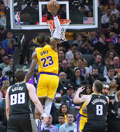 LeBron, otro homenaje a Kobe LeBron, otro homenaje a Kobe