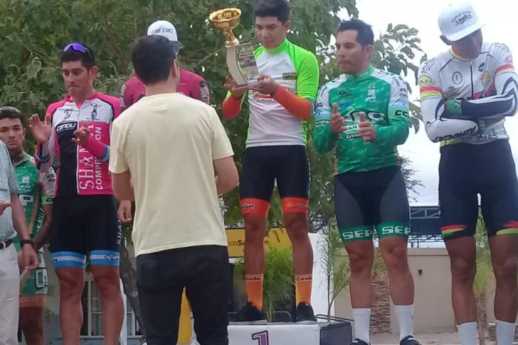 Bautismo de Kevin Castro en San Martín