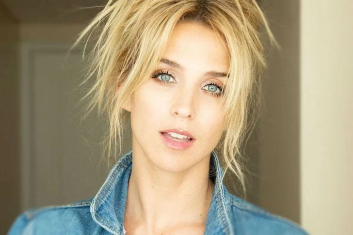 ¡Soledad Fandiño beboteó en la pile con un delfín entre las piernas!