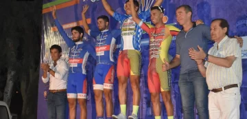 Nicolás Naranjo se quedó con el Prólogo del Giro del Sol Nicolás Naranjo se quedó con el Prólogo del Giro del Sol
