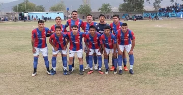San Lorenzo de Ullum sigue imbatible: le ganó a Rivadavia y saca ventajas arriba San Lorenzo de Ullum sigue imbatible: le ganó a Rivadavia y saca ventajas arriba