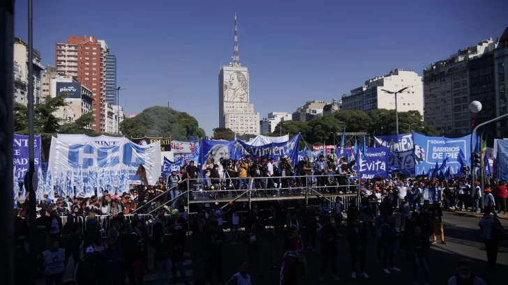 Movimientos sociales criticaron a Cristina Kirchner por sus dichos sobre el manejo de los planes Movimientos sociales criticaron a Cristina Kirchner por sus dichos sobre el manejo de los planes