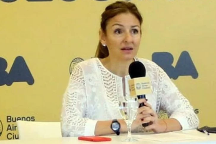 Acuña: “Cuando los chicos no están en la escuela, están en otro lado y se contagian”