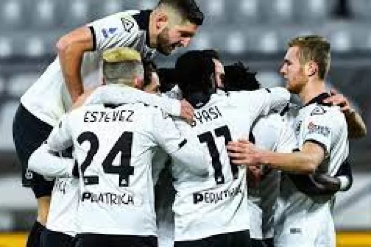 Tras el adelanto, hoy Nápoli-Milan