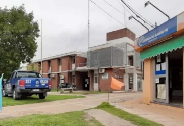 Una fuga masiva de presos de una comisaría tiene en vilo a un pueblo Una fuga masiva de presos de una comisaría tiene en vilo a un pueblo