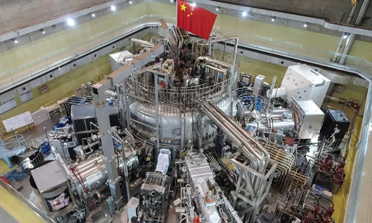 El “sol artificial” chino logró una temperatura de 120 millones de grados durante 101 segundos El “sol artificial” chino logró una temperatura de 120 millones de grados durante 101 segundos