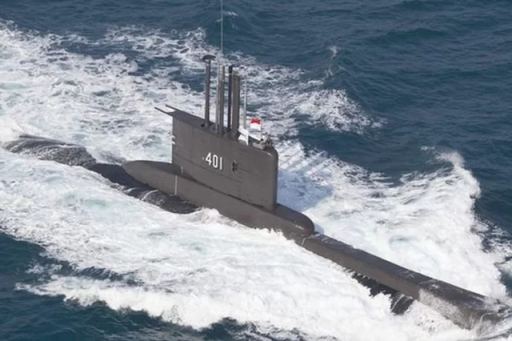 Muestran los restos del submarino hundido: está dividido en tres partes