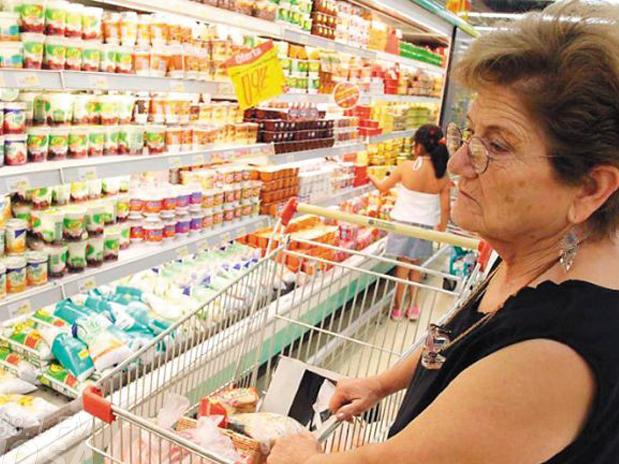 Empeora la expectativa: estiman que la inflación anual treparía al 65,1%, según consultoras Empeora la expectativa: estiman que la inflación anual treparía al 65,1%, según consultoras