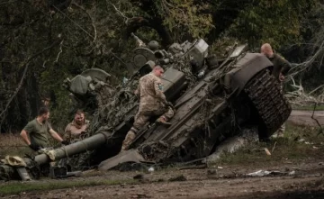 Rusia atacó la ciudad natal de Zelenski tras perder terreno en el Este de Ucrania Rusia atacó la ciudad natal de Zelenski tras perder terreno en el Este de Ucrania