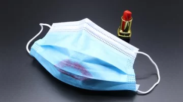 Tips para pintar tus labios sin manchar el tapabocas