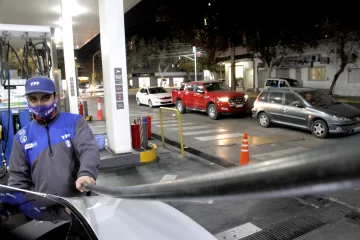 Por la falta de gasoil, el secretario de Energía culpó al Ministerio de Transporte por los cortes en las rutas Por la falta de gasoil, el secretario de Energía culpó al Ministerio de Transporte por los cortes en las rutas