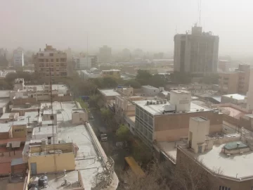 Fin de semana movido: fuertes ráfagas de viento Norte, calor y luego llega con fuerza el Sur Fin de semana movido: fuertes ráfagas de viento Norte, calor y luego llega con fuerza el Sur