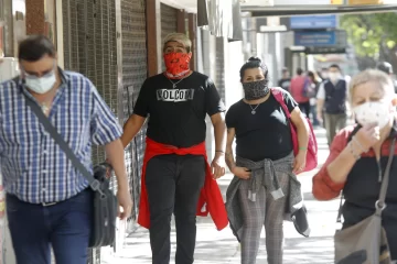 Empiezan a detener en Sri Lanka a quienes no usen tapabocas en lugares públicos Empiezan a detener en Sri Lanka a quienes no usen tapabocas en lugares públicos