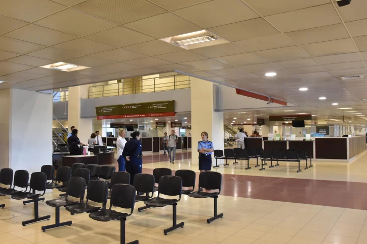 Difundieron el calendario de pago a empleados estatales de la provincia