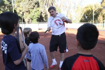 Argentina confirmó su favoritismo con una victoria cómoda ante Lituania