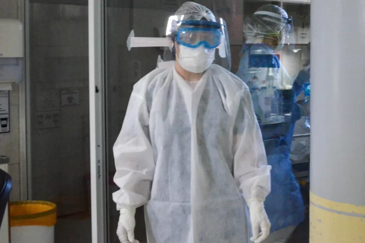 ¿Pasó el pico de la segunda ola de contagios de coronavirus en San Juan?